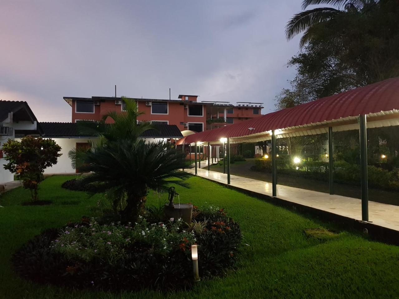 Gran Hotel De Lago - Lago Agrio Nueva Loja Exterior photo