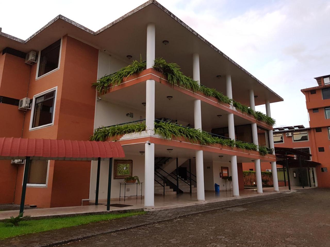 Gran Hotel De Lago - Lago Agrio Nueva Loja Exterior photo